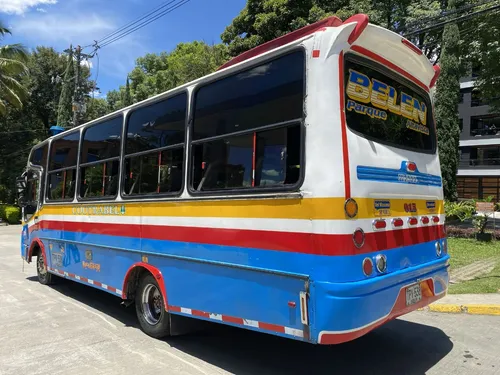 Buseta Agrale Ma 8.5tca Plus E 30 Pasajeros 2006