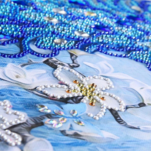 * Bordado De Diamante 5d En Forma De Pavo Real For