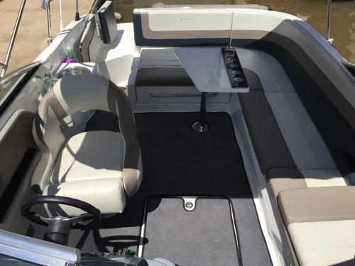 Imagen 11 de 15 de Lancha Cuddy Quicksilver 2400 Volvo 280dp 2016 Circuito Cerr