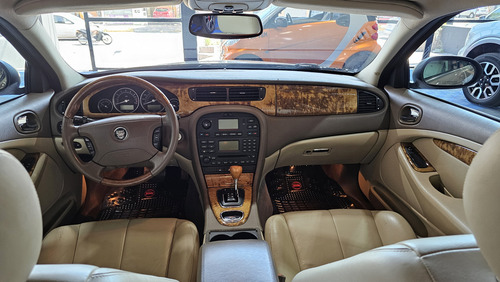 Jaguar S-Type 3.0 V6 Se