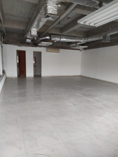Imagen 6 de 6 de Lh Se Vende Local En Cc El Pinar