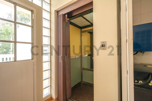 Alquiler Casa 4 Ambientes Con Cochera En Devoto !