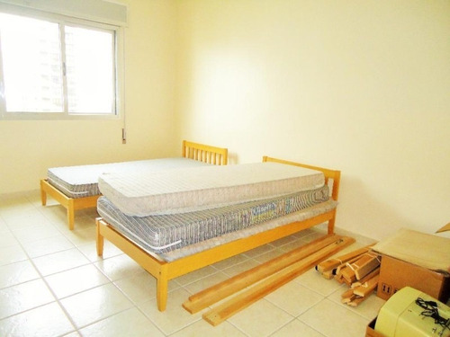 Imagem 3 de 5 de Guaruja Pitangueiras - Reformado - Quadra Do Mar - Ap3264 - 34709941