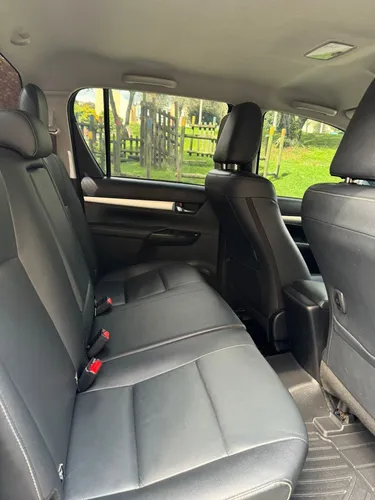 Toyota Hilux Srv At 2800cc Aa 4x4 Td