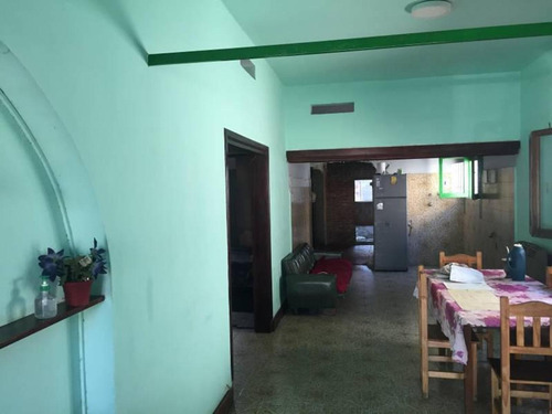 Imagen 4 de 5 de Venta Casa Tipo Americana. Aristóbulo Del Valle Nº24. Muñiz