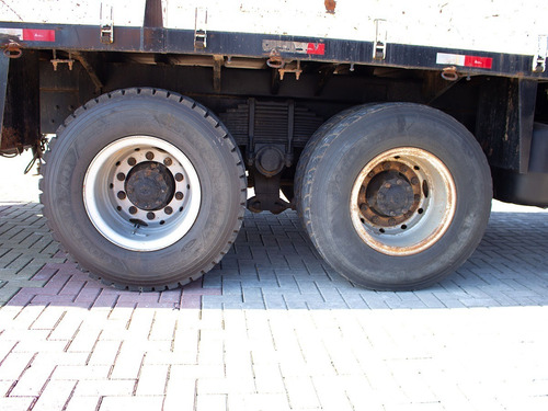 Imagem 16 de 21 de Vw 26280 Manual 6x4 Com Munck Tka 45700 2014 =2626,24320,270