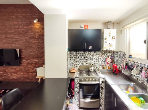 Imagen 6 de 19 de Venta De Departamento En Flores