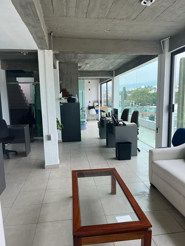 Edificio En Lomas De Cortes, Cuernavaca, Morelos Caen-938-ed