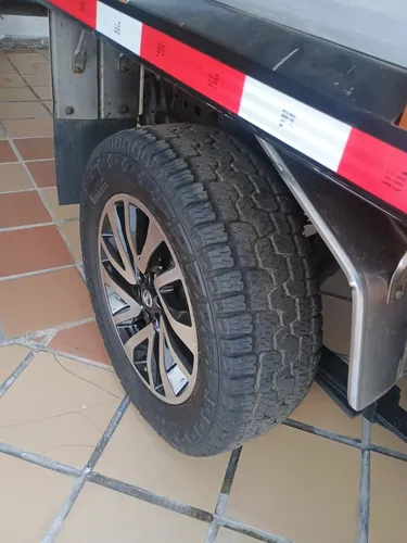 Nissan Frontier Estaca