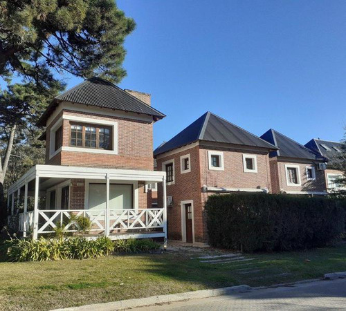 Triplex En Alquiler - Villa Florencia Uf 2 - Pinamar