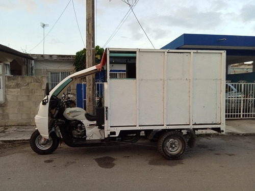 Imagen 8 de 11 de Dinamo Super Heavy Cab