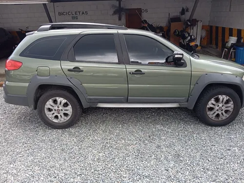 Fiat Palio Adventure 1.8 Locker