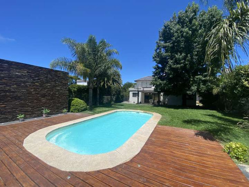 Venta Casa 7 Dormitorios 6 Baños Cochera 7 Autos Carrasco