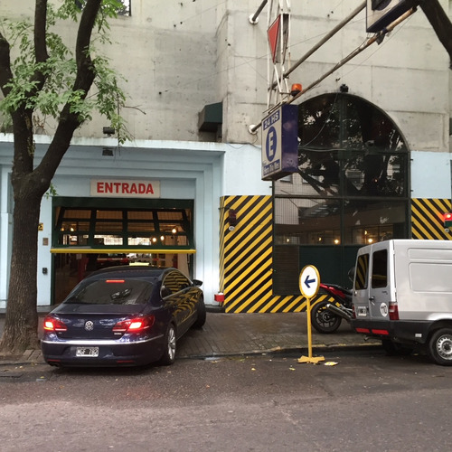 Cochera En Ortiz De Ocampo 2627, A Metros De Av Del Libertador