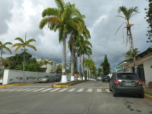 Imagen 10 de 17 de Casa En Venta Lomas De La Lagunita Jesús Enrique Díaz 22-2102 Caracas El Hatillo