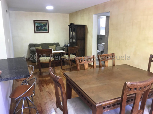 Venta Apartamento Colinas De La Tahona. Mls #24-9655 Yf