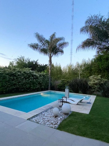 Imagen 3 de 14 de Casa En Venta En Altos Del Sol