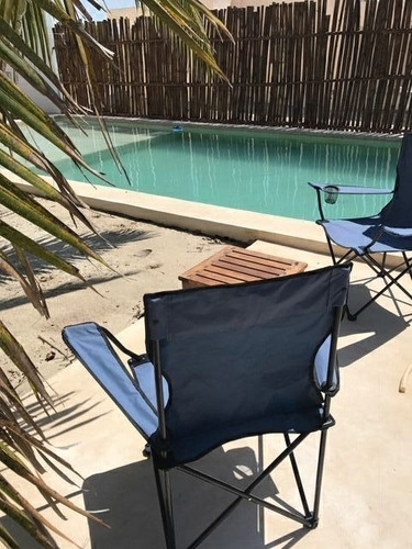 Imagen 3 de 9 de Casa En La Playa, Km 12 Chicxulub, Yucatán, 5 Recámaras, 2 C