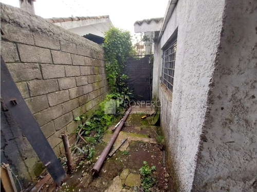 Al1644/p Venta Casa 2 Dorm Villa Española Jardin Cochera