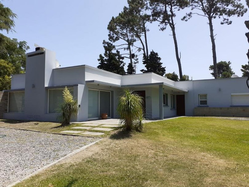 Venta Casa 4 Dormitorios Pinar Sur