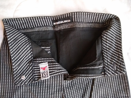 Pantalon Kosiuko Txs Original Calce Alto Use En Desfile