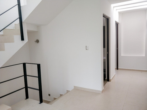 Imagen 9 de 19 de Casa En Venta En Fraccionamiento El Condado, Corregidora Querétaro