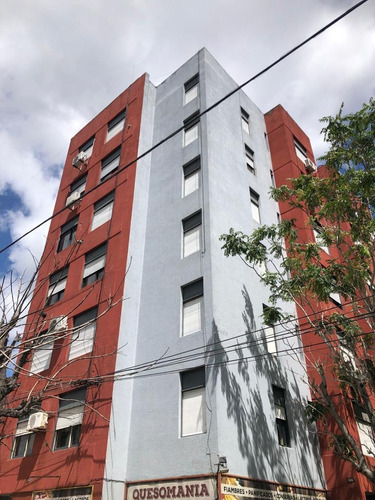 Departamento En Alquiler - 6 E/ 532 - Tolosa - La Plata