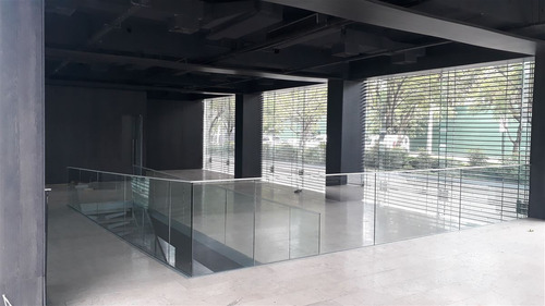 Local Comercial En Arriendo En Vitacura