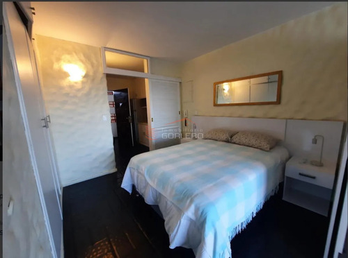 Venta Y Alquiler De Apartamento En Punta Del Este, Frente Almar