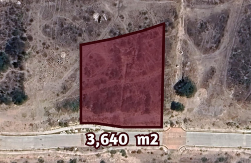 Macrolote Habitacional De 3,640 M2 En Venta, Jurica, Querétaro.