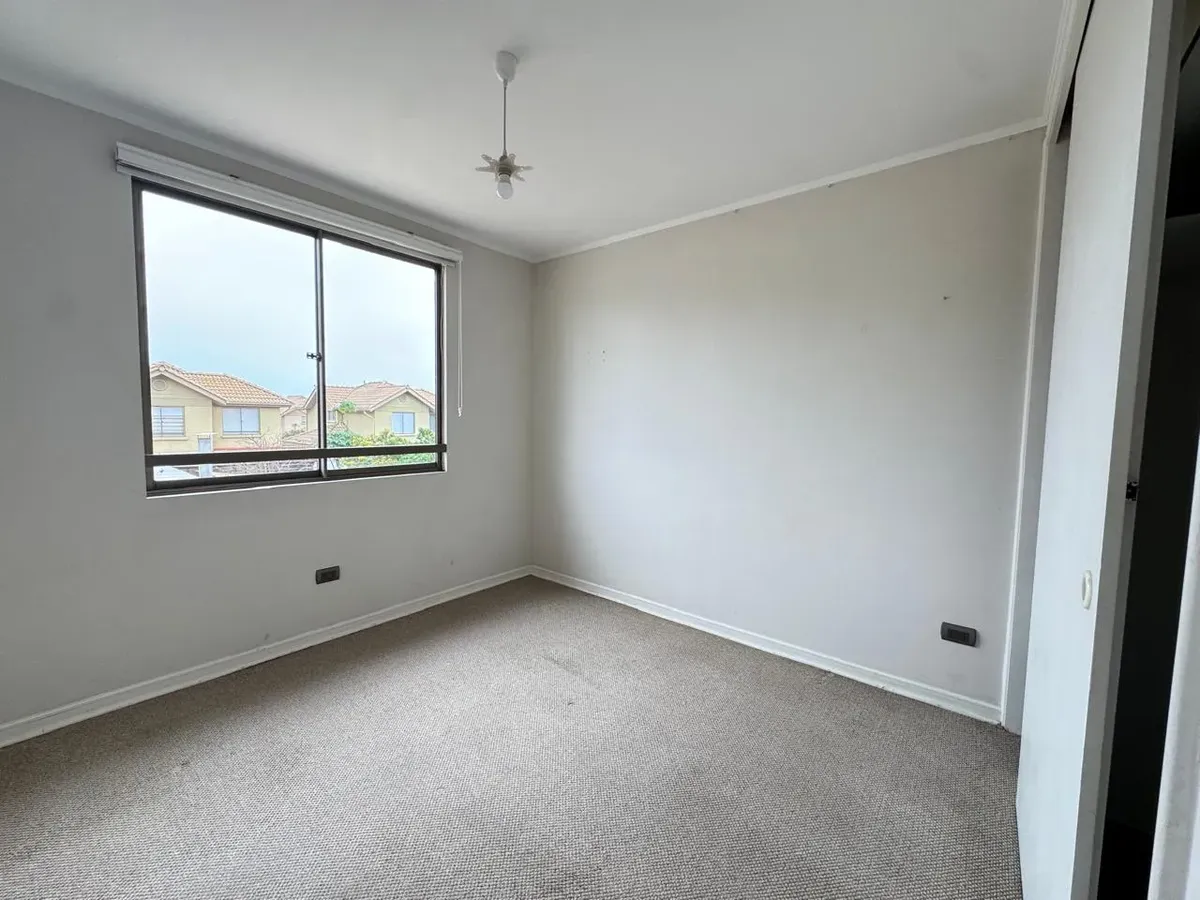 Imagen 5 de 18 de Se Vende Casa En Condominio Seguro Con Gran Patio 4d/3b!