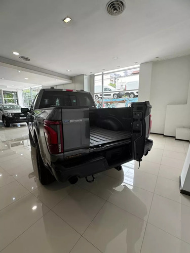 Ford F-150 5.0L V8 Tremor 4X4 At