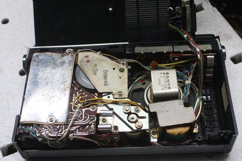 Toca Fitas Cassette Sanyo M2220 Funcionando (Usado)