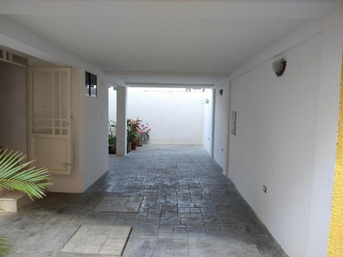 Imagen 12 de 14 de Eloisa Mejia Rentahouse Vende Casa En Manantial Naguanagua 22-6646