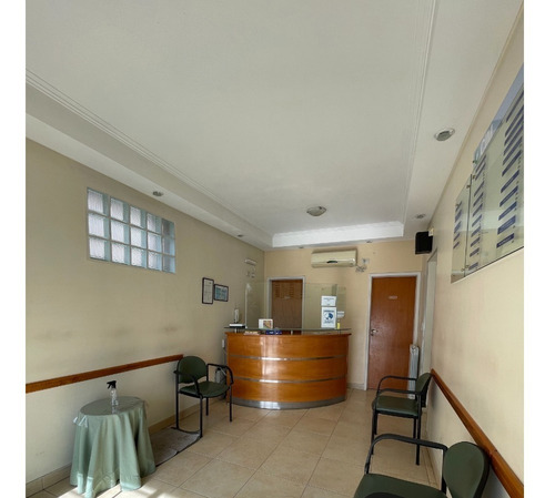 Imagen 3 de 21 de Macias 500 Esquina Canale, Adrogué - Alquiler Profesional, Ideal Consultorios / Oficinas - 135 M2