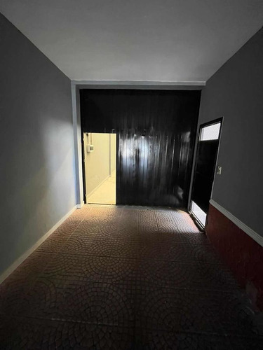 Imagen 11 de 29 de Casa En Venta - 6 Dormitorios 5 Baños - 300mts2 - Tablada