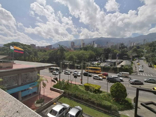 Imagen 20 de 20 de Se Arrienda Oficina En La Milla De Oro. Poblado- Medellin