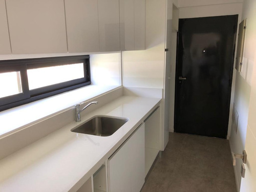 Imagen 7 de 17 de Hermosa Casa Minimalista 4 Amb. Club De Campo Los Pinguinos