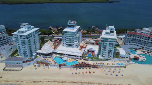Suit En Venta En Condominio Oleo