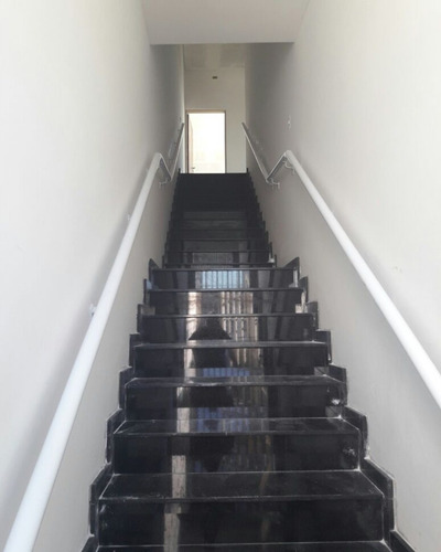 Sala - 550 - 32293442