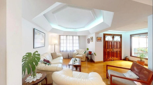 476 E/ 19 Y 20 - Casa En Alquiler Temporario (city Bell)