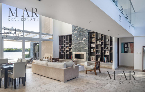 Casa En Venta Y Alquiler En Barrio El Golf, Nordelta. Salida A La Laguna