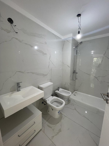 Depto De 2 Amb A Estrenar Con Toilette Y Baño En Suite Entrega Inmediata