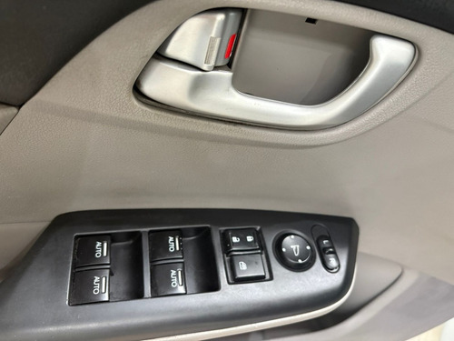 Honda Civic 2.0 LXR 16V