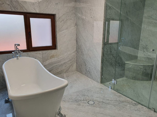 Espectacular Casa Nueva En Venta Bosques De Las Lomas. Urge