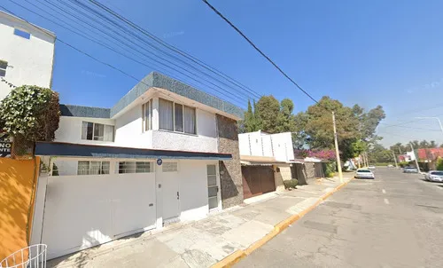 Casa En Recuperacion En La Colonia Jardines De San Manuel. Sh05