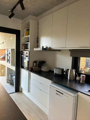 Venta Casa 3 Dormitorios En Barrio Privado.con Renta