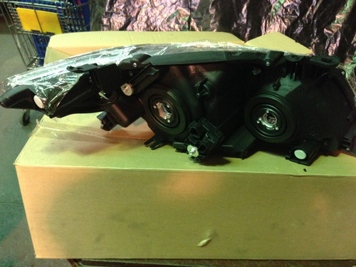 Faro Izquierdo Toyota Corolla 2009-2011 Xei Tailandes (60)