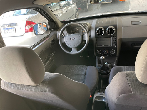 Imagem 2 de 10 de Ecosport Xls 1.6 2006 Completo