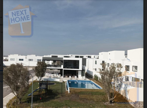 Venta Casa En Zakia Zizana Querétaro
